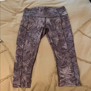 Lululemon cropped leggings